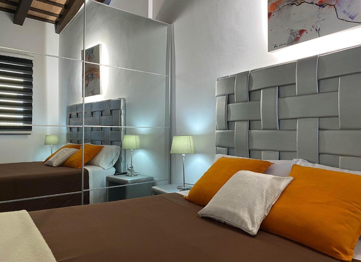 Apartaments Y Habitacions Entre Volcans Olot Eksteriør billede