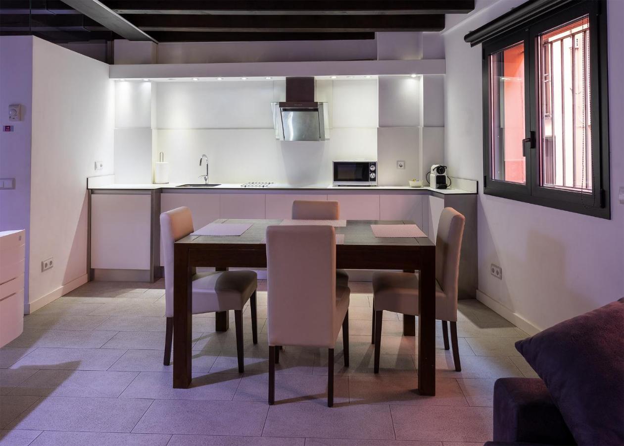 Apartaments Y Habitacions Entre Volcans Olot Eksteriør billede