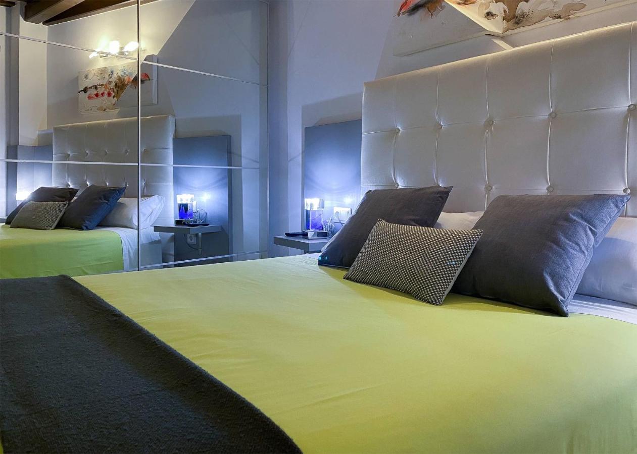 Apartaments Y Habitacions Entre Volcans Olot Eksteriør billede