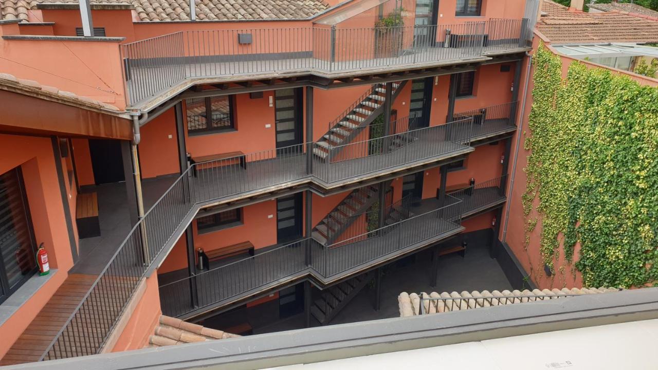 Apartaments Y Habitacions Entre Volcans Olot Eksteriør billede