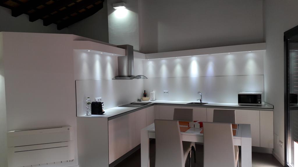 Apartaments Y Habitacions Entre Volcans Olot Eksteriør billede
